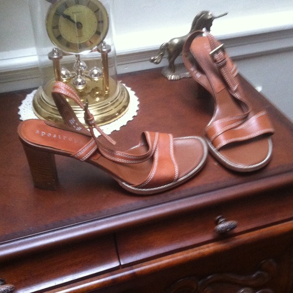Light brown leather sandals