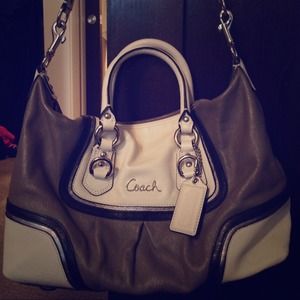 Coach purse reserved for @lblucier