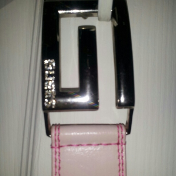 Guess belt