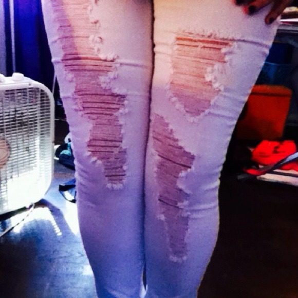 SIZE: 15 (FITS 16) white rugged ripped jeans.