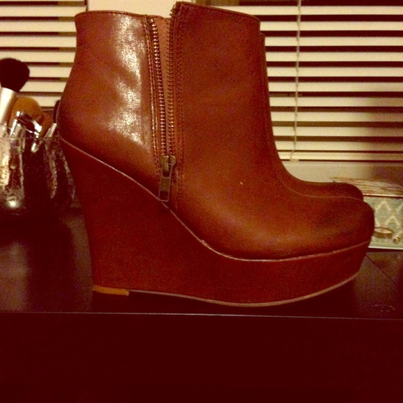 Wedged heels