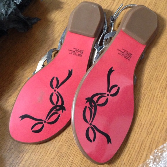 🚫Sold: Cute Stone Sandals - Picture 3 of 4