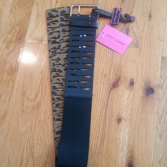 Black Betsey Johnson Belt