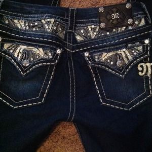 TRADED Like NEW! Size 29 Bootcut Miss Me's