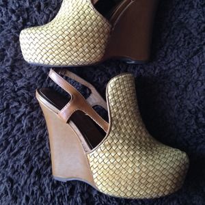 Jeffrey Campbell Darian Woven Wedge- mustard color