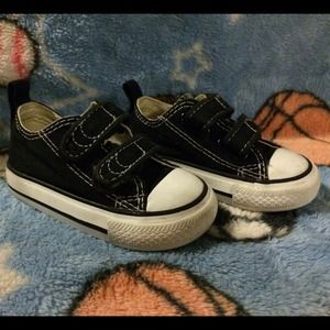 Toddler Black Strap Converse