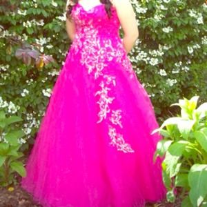 Mari lee by Madeline Gardner prom gown!