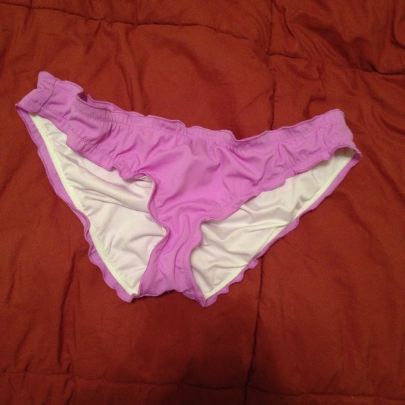 🚫SOLD🚫Victoria's Secret cheeky bikini bottom