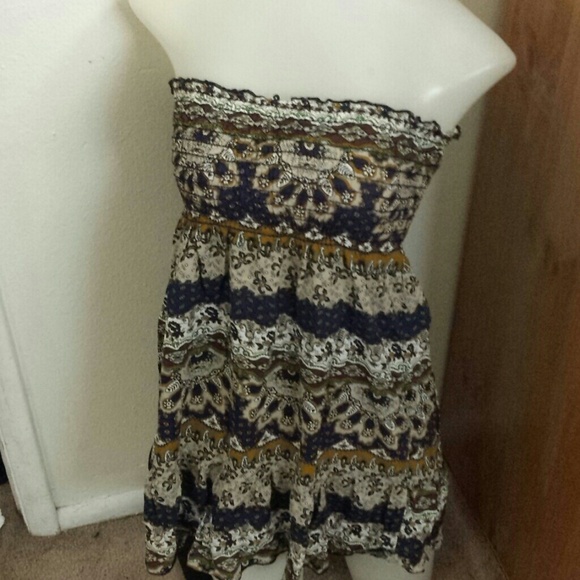 Strapless dress