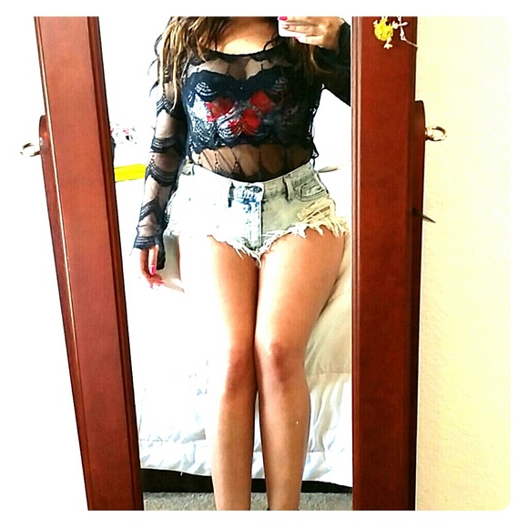 Black lace scalloped top
