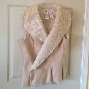 Suede and faux fur vest