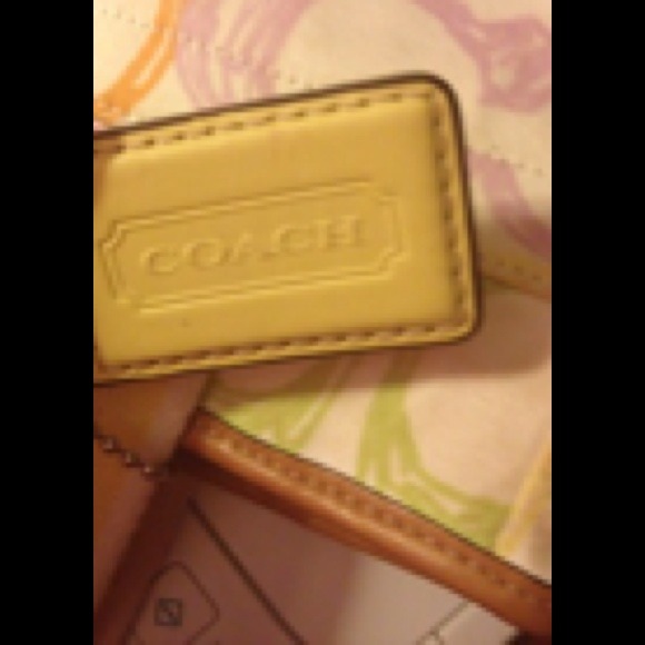 ❌Sold❌Authentic COACH BAG!! - Picture 2 of 4