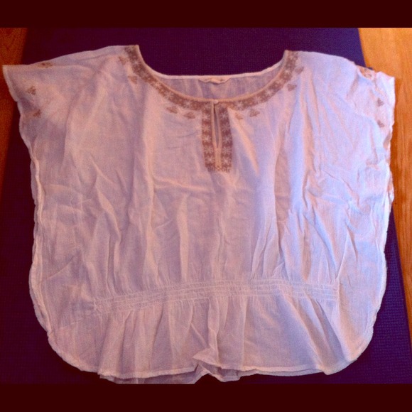 100% cotton embroidered shirt