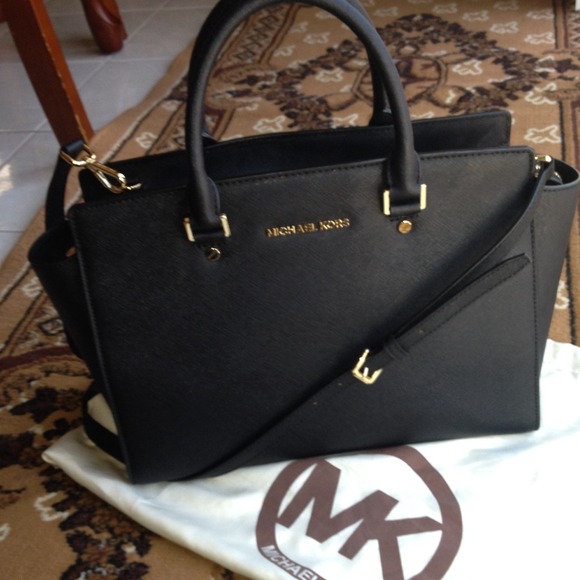 SOLD Authentic Michael Kors Black SelmaSOLD