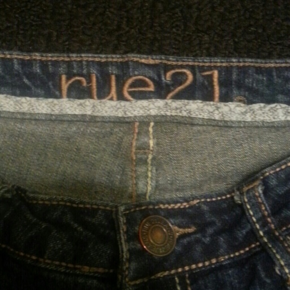 Jeans - Picture 2 of 4