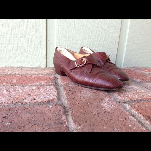 SZ 8 Bruno Magli Italian Leather Oxfords Shoes