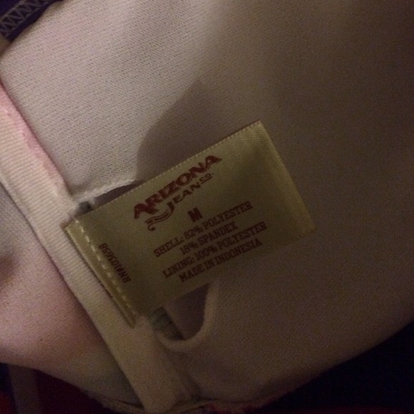 Two piece swim suit - Picture 2 of 2