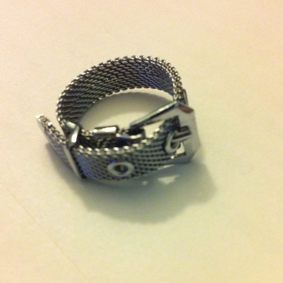 ($$$$) 'Belt' ring