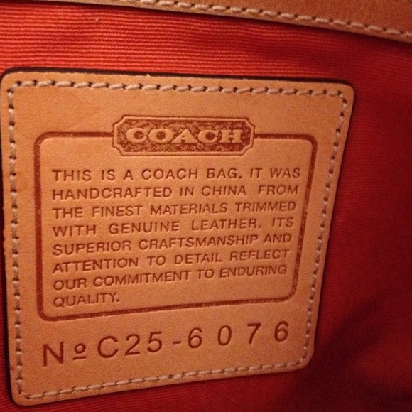 Authentic Coach handbag - Picture 2 of 2