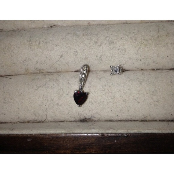 ❌SOLD ❌Diamond/Garnet Mix Match Earrings