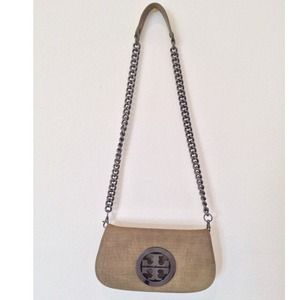 Tory Burch Logo Clutch