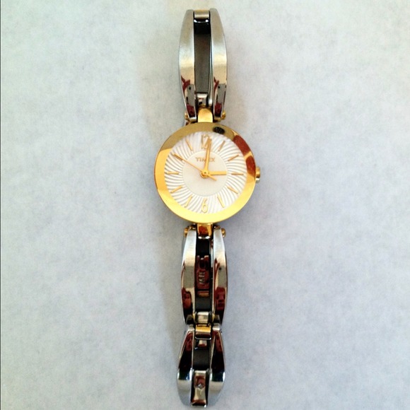 Elegant two toned water resistant Timex Watch