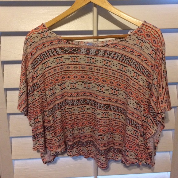 ❌SOLD❌Tribal print blouse