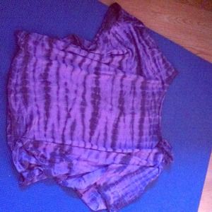 Purple and navy blue zig zag fade shirt