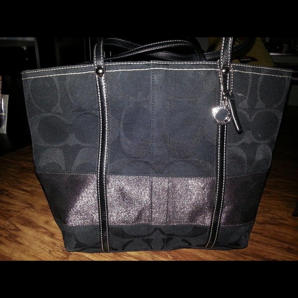 Authentic previously loved Coach bag!
