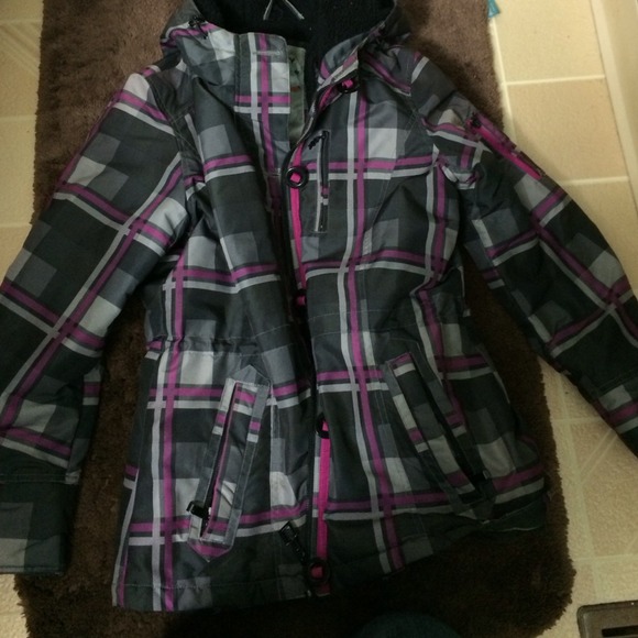 Ski and snowboard jacket - Picture 3 of 4