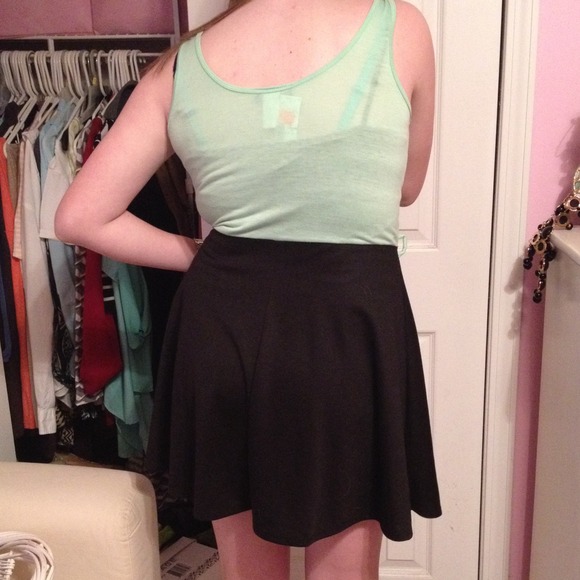 TRADED - Picture 2 of 2