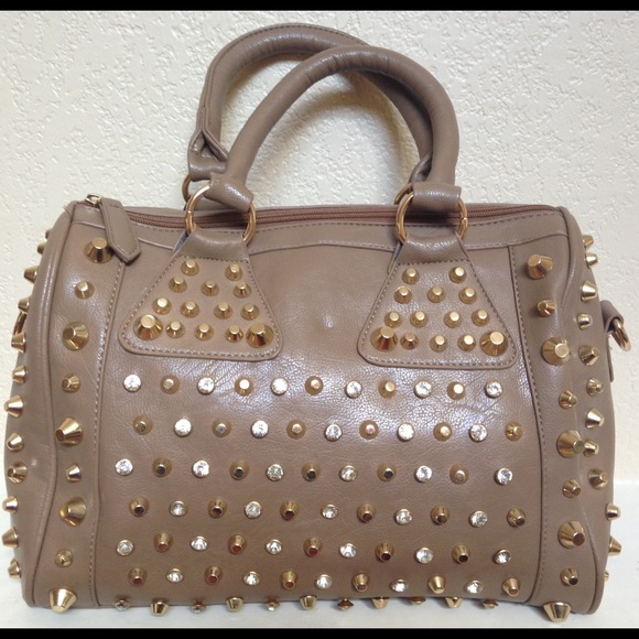 ✨PRICE REDUCED Taupe beige bag