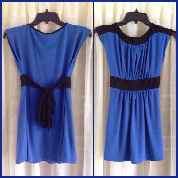 NWT. Empire Waist Top - Picture 1 of 1