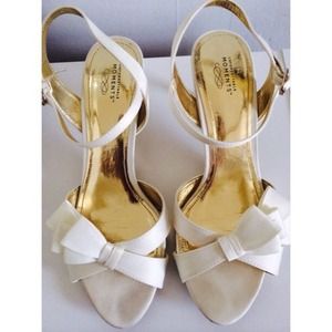 Ivory white bow heels