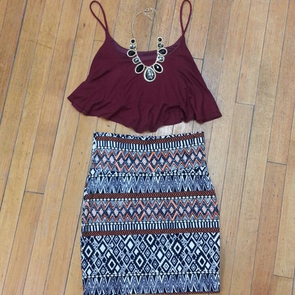Maroon Ruffle Crop