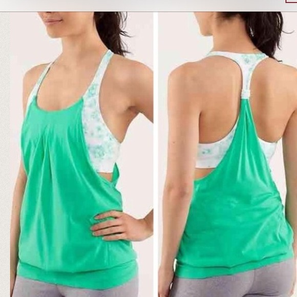 🌻TRADED🌻Lululemon freely tank 💚