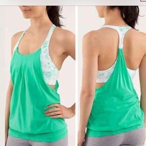 🌻TRADED🌻Lululemon freely tank 💚