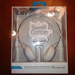 iLuv headphones in White
