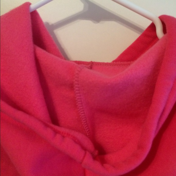 sweatershirt - Picture 4 of 4