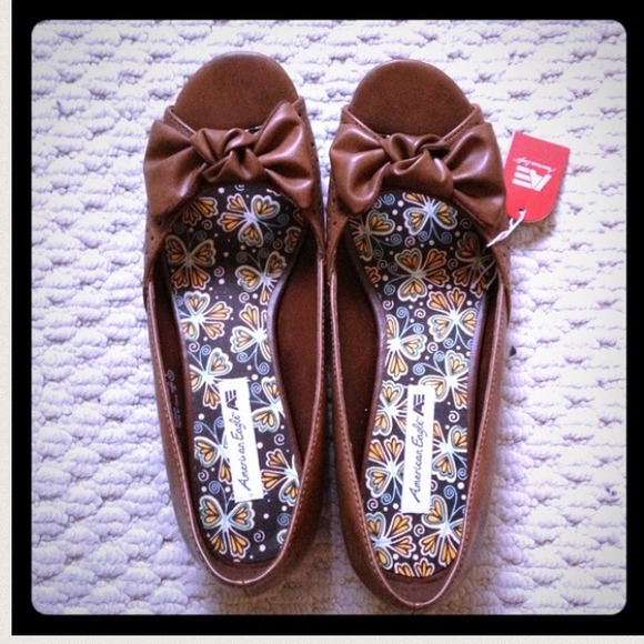 American Eagle Wedges