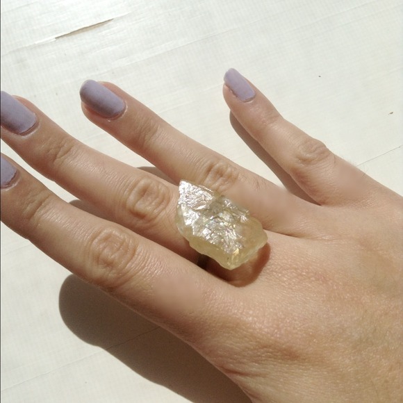 Amber Calcite Geode Ring - Picture 3 of 4