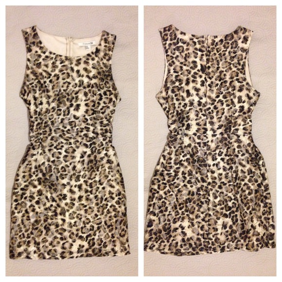 🎀Cheetah print dress