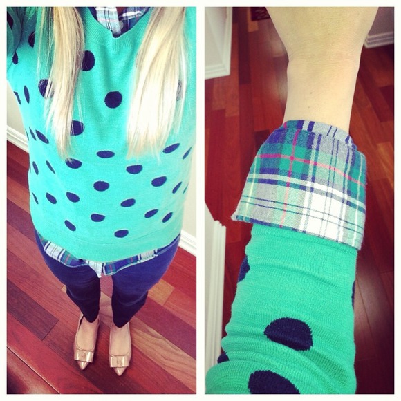 (((((((( SOLD ))))))))))))Polka dot sweater