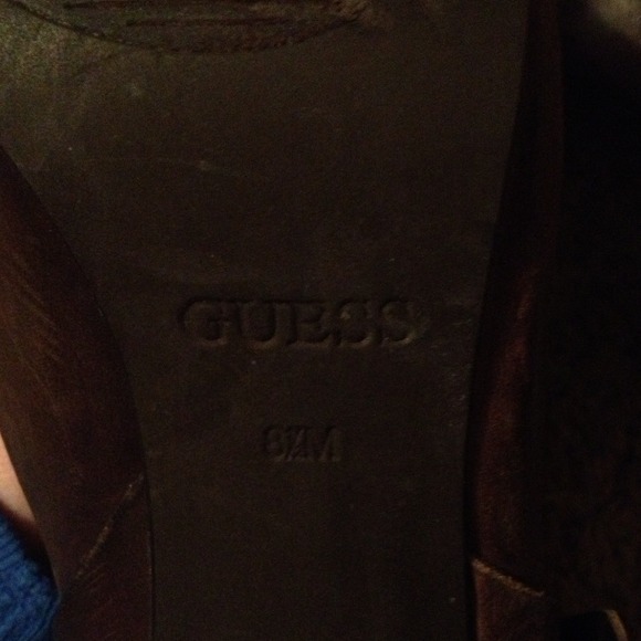 Guess Boots - Picture 3 of 3