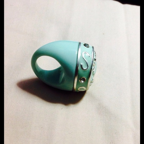 Giant Light green/blue RING - Picture 3 of 4