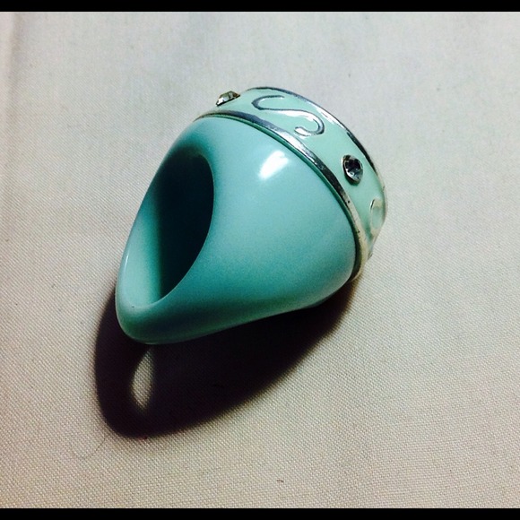 Giant Light green/blue RING - Picture 4 of 4