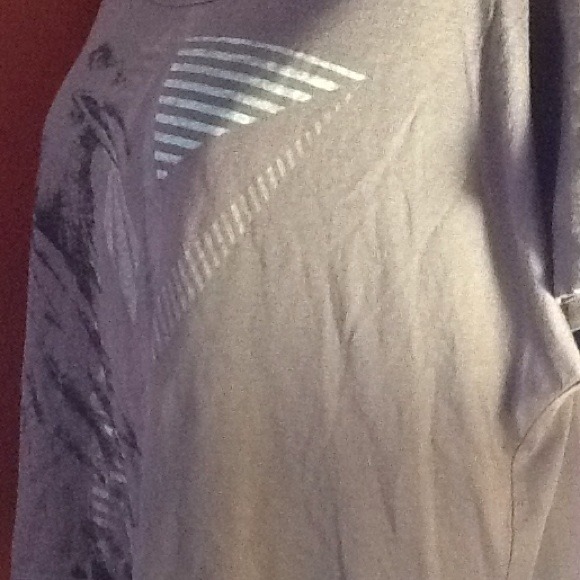 O'Neill,Small,Grey/Multi,Eagle In Flight,Crop Tee - Picture 3 of 4