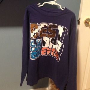 Long sleeve graphic tee