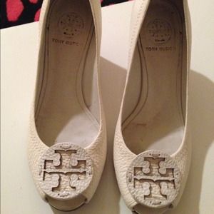 Tory burch Sally low wedge shoe