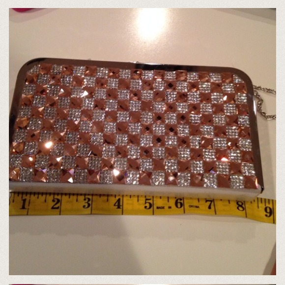 purse - Picture 4 of 4